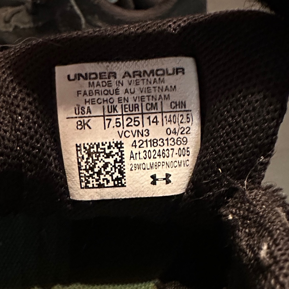 Under Armour Kids Black Sneakers with Green Logo - Picture 3 of 4